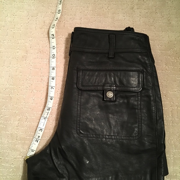 Harley Davidson Leather shorts - Picture 5 of 8